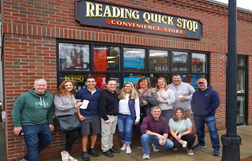 Reading Quickstop Powerball Winners with store owner, Dan Dewer